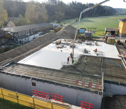 Neubau Halle Bernstr., Hüswil